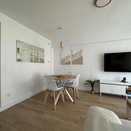 Satori Playa De Gandia! Parking! Apartment